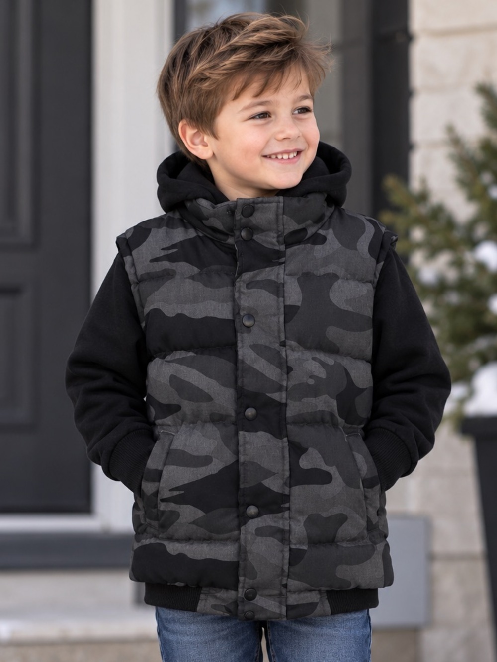 Urban Heritage Kids Camo Puffer Vest Jacket w/ Hoodie & Sleeves – Size XS (6)
